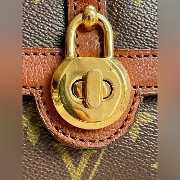 RARE Louis Vuitton Dauphine Classic Monogram Shoulder Bag Vintage - Picture 3 of 17